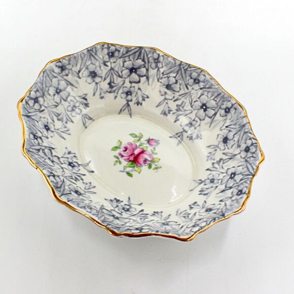 Vintage Royal Albert Trinket Dish Periwinkle Pattern Bone China Blue Pink Floral - Picture 6 of 6